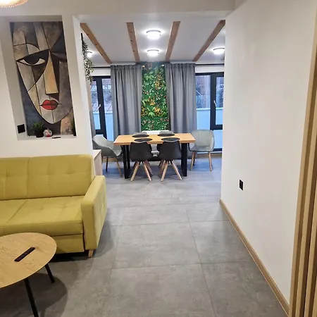 Family House * Burgasz